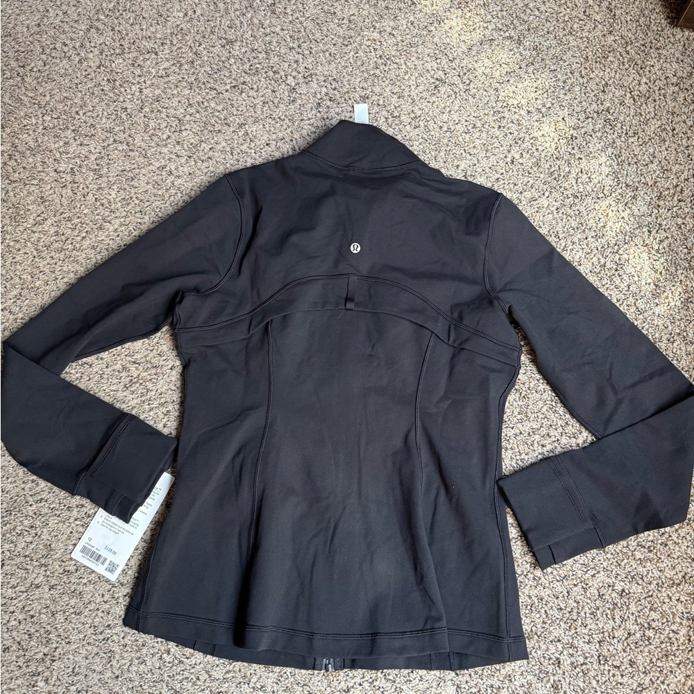 Lululemon Define Jacket - Picture 4 of 5